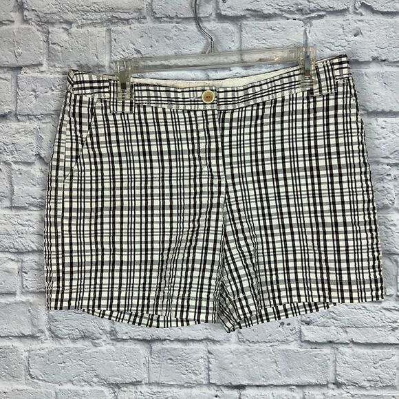 Merona Pants - Merona Shell Silkwood Chico Womens Shorts Size 10